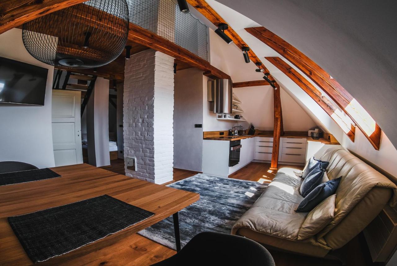 Vila Prazska Vrchlabí Exteriör bild