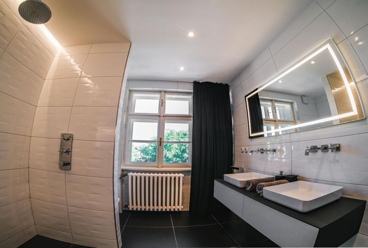 Vila Prazska Vrchlabí Exteriör bild