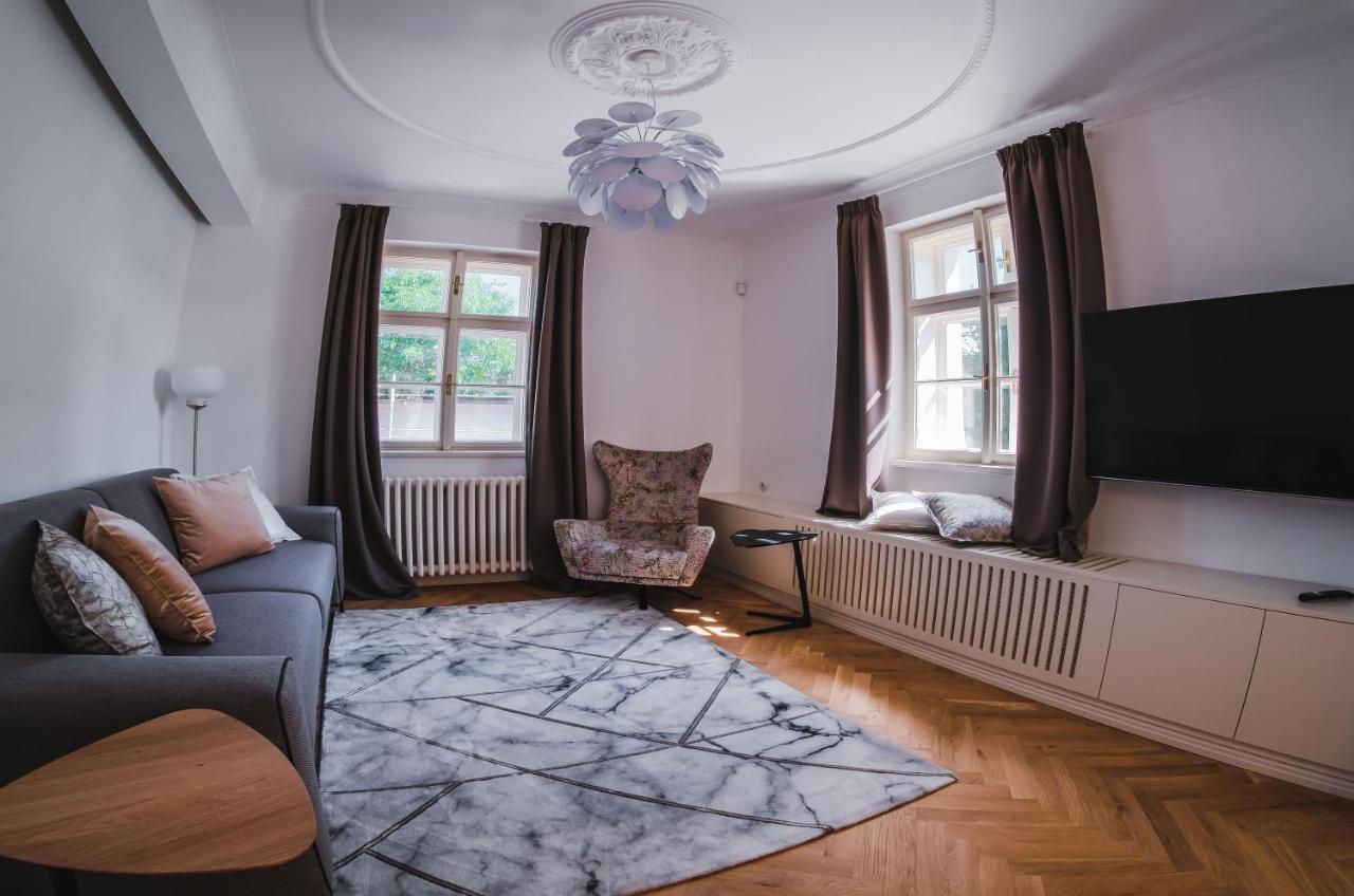 Vila Prazska Vrchlabí Exteriör bild