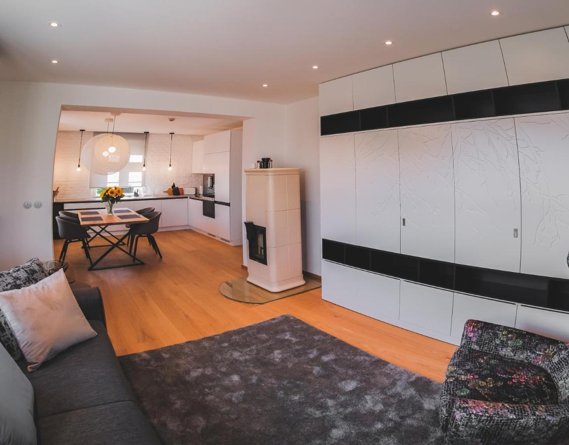 Vila Prazska Vrchlabí Exteriör bild